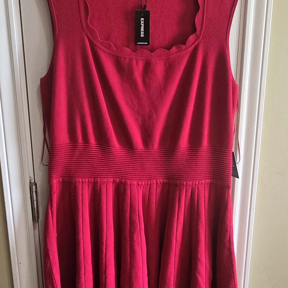 Express Red Scallop Neck Fit-and-Flare Dress - Picture 12 of 16